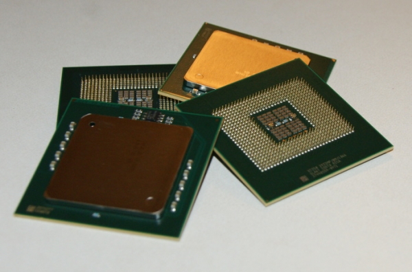 CPU